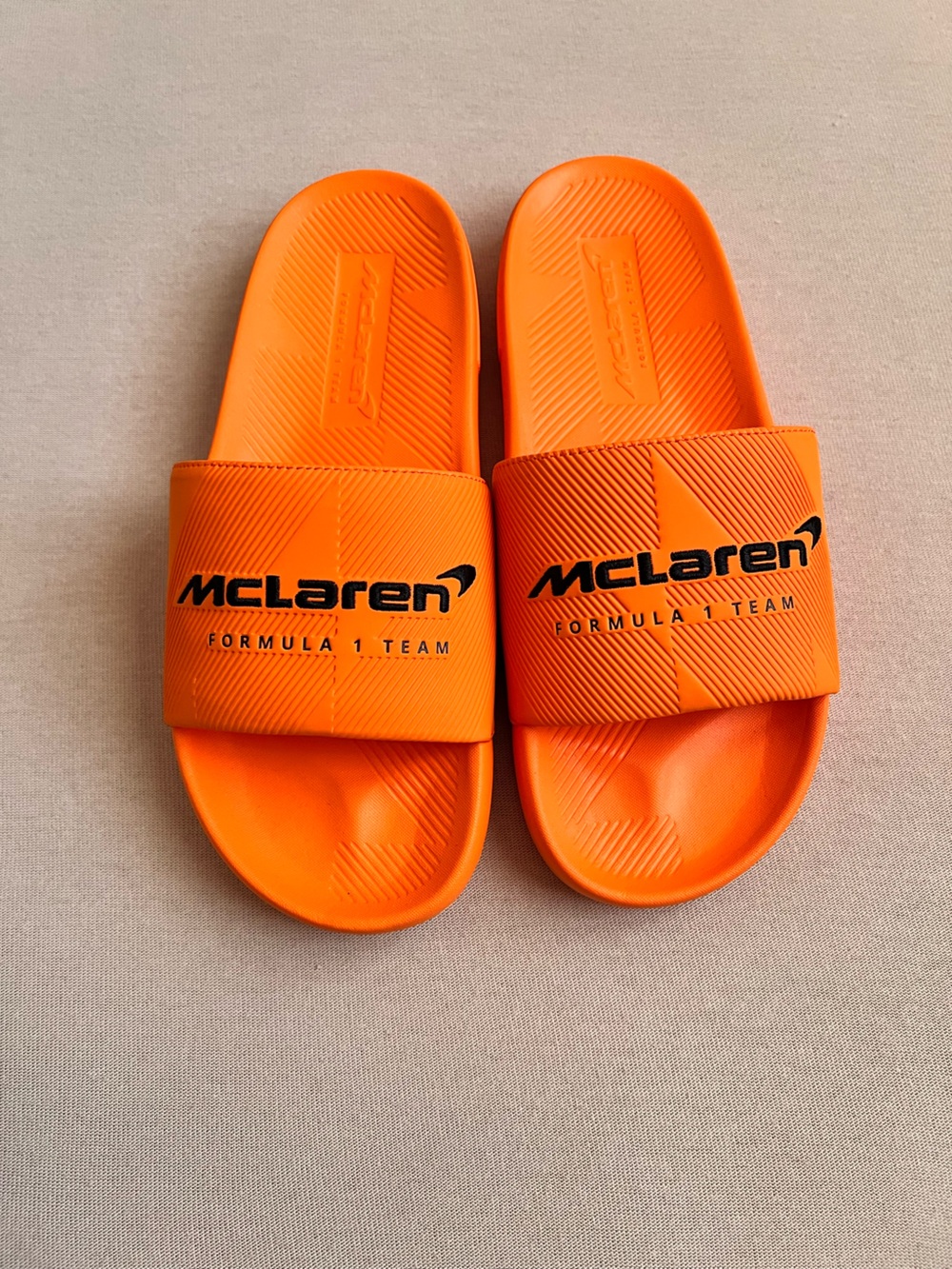 NWOT K-Swiss x McLaren F1 Team Slide Sandals Papaya Orange Men's 7